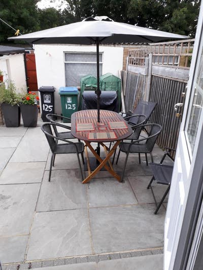 Large room in watford .near watford hospital  Main Photo