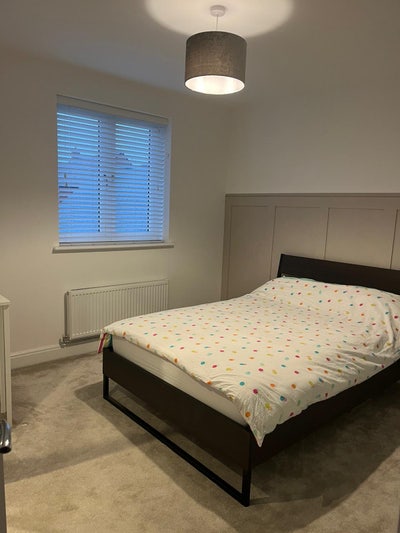 Monday–Friday Room Available Main Photo