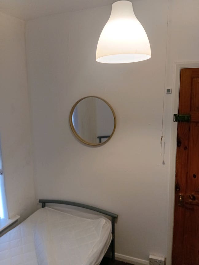 🏠 Room Available in Nottingham NG4! Main Photo