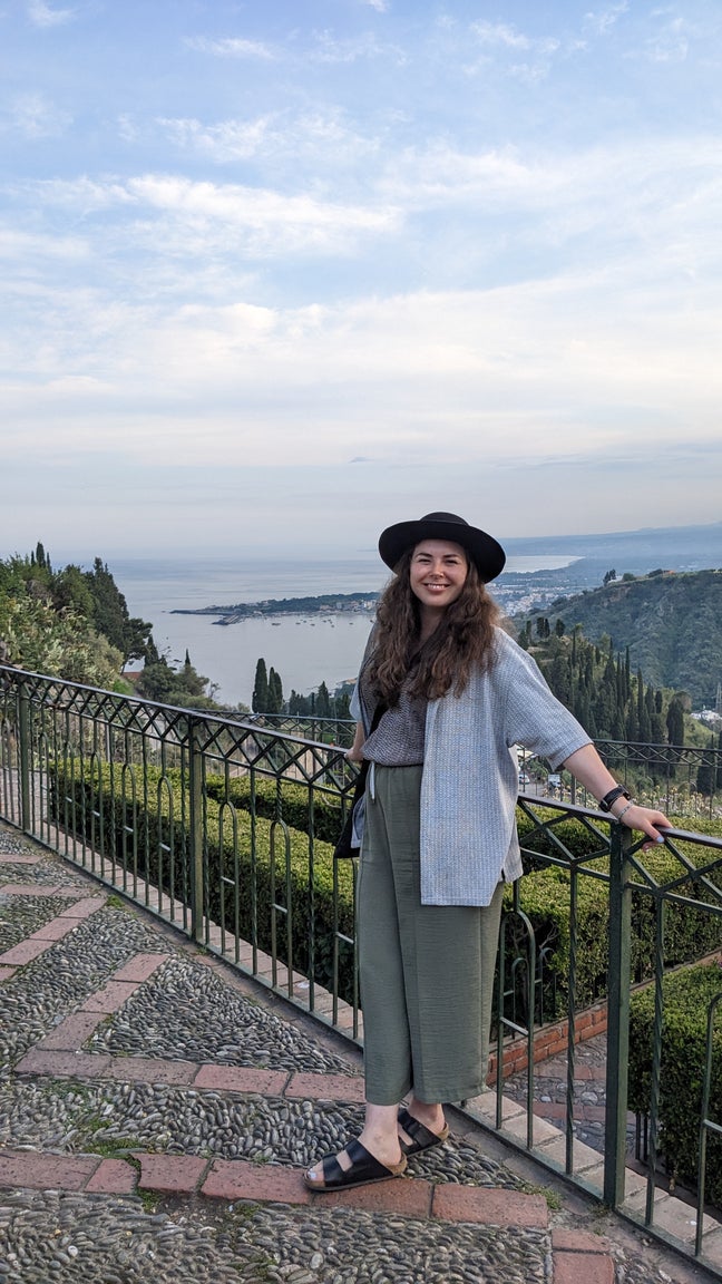 Seeking rental in easy-going, friendly house share Main Photo