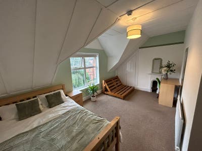 💥 Huge Double Room - Clarendon Park 💥 Main Photo