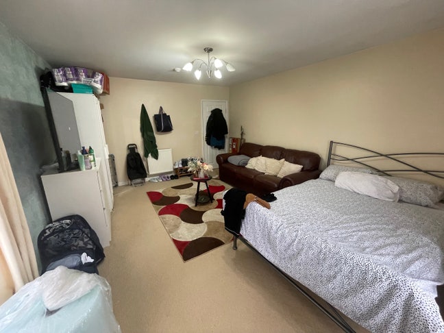 XL Spacious Room in Great Ashby Stevenage Main Photo