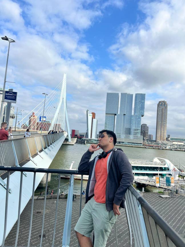 Healthcare professional seeking house share Main Photo