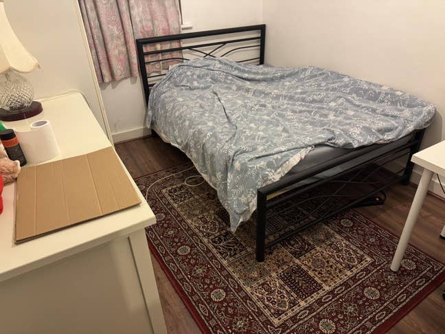 Double tooms available -great location Main Photo