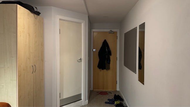 Ensuite room available-IQ Fenton House (May-Sept) Main Photo