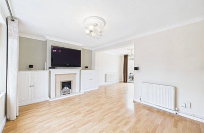 Single and Double Rooms - Female Only Main Photo