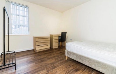 Double Bedroom Main Photo