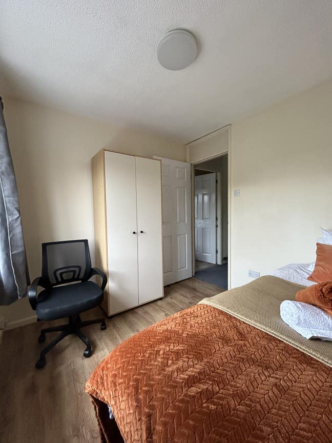 2x Single Bedrooms - 6 bed shared house Main Photo