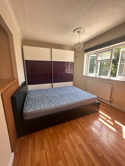 Double Bedroom Main Photo