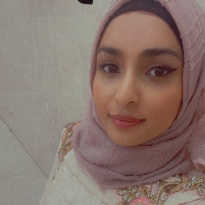 Professional Female seeks a double room Main Photo