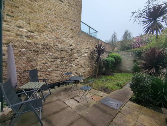 Two double rooms to rent  Main Photo