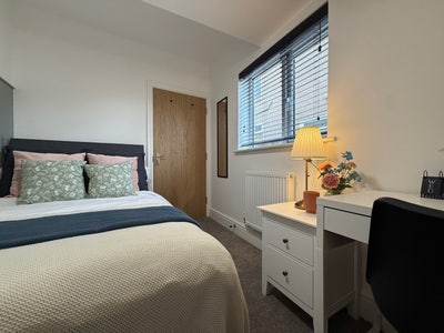 Double en-suite - Bath Street Main Photo