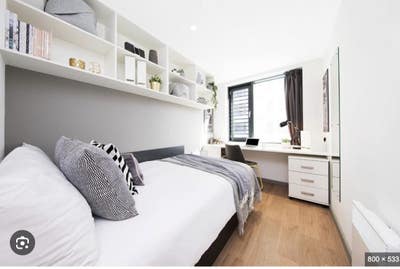 White Rose View Ensuite Room Main Photo