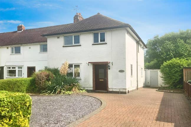 4 Bedroom Spacious House, Loughbourgh  Main Photo