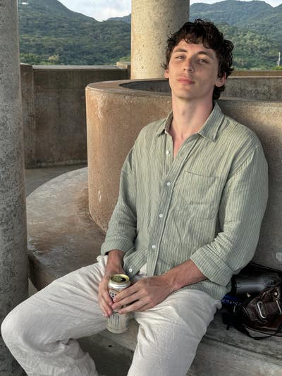 27 yo professional looking for room in West London Main Photo