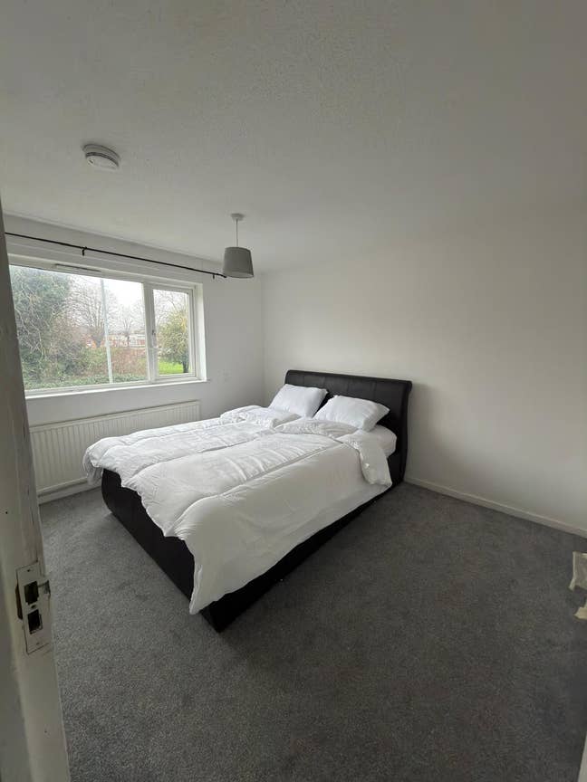 Great Four Double Rooms/Modern House/ NN15 Main Photo