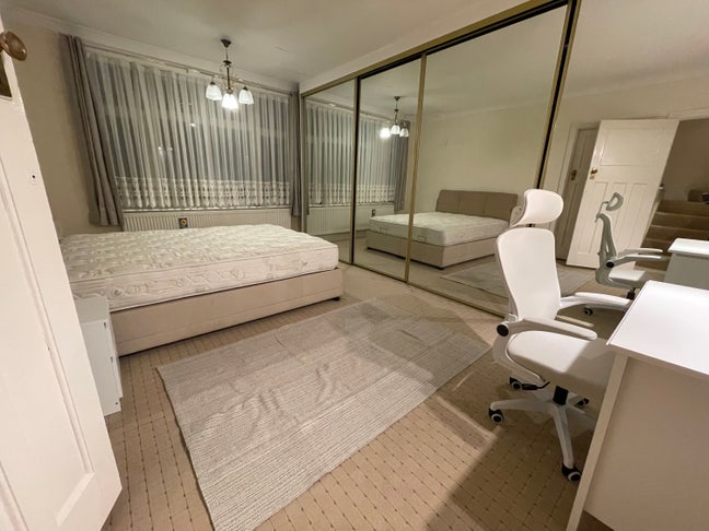 En-Suite Room in West Wickham - All Bills inc! Main Photo