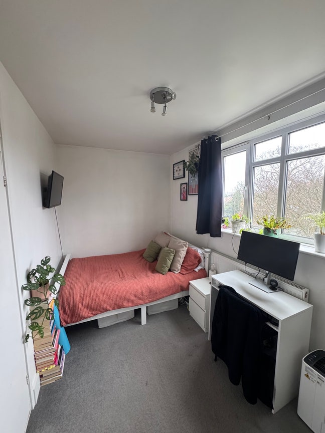 Short Term Let in Balham  Main Photo