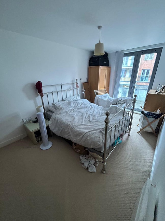 Tenancy takeover  Main Photo