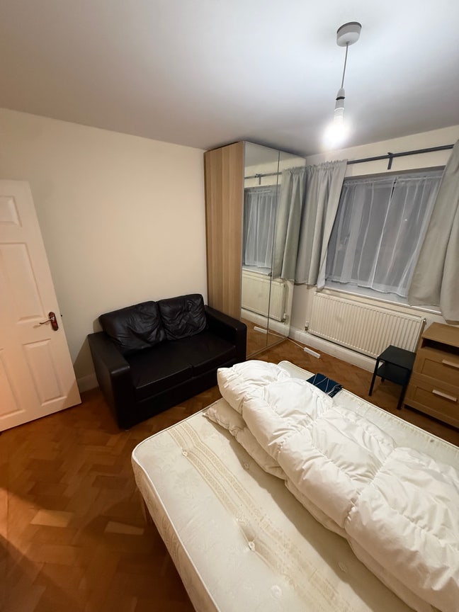 Two Double Room in NW2 (Bills Included) Main Photo
