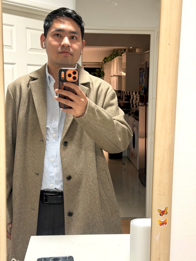 Professional Male seeks a single or double room Main Photo