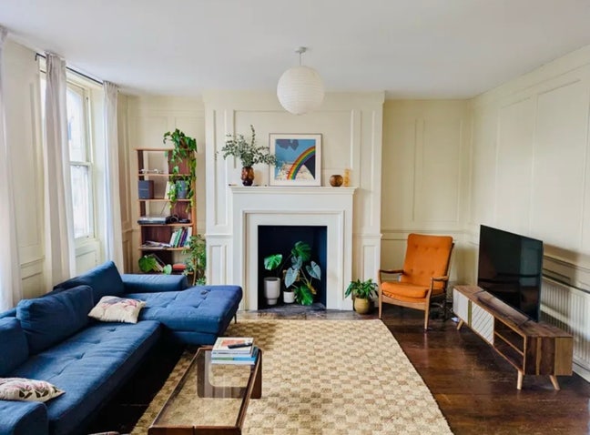 Bright Double Room Sublet @Stokenewington Churchst Main Photo