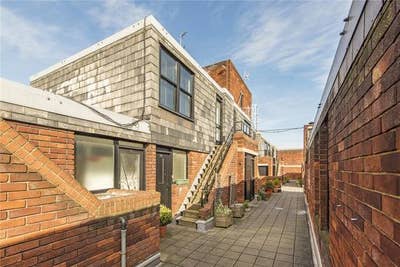 🏡 Lovely Double Room in the Heart of Pimlico Main Photo