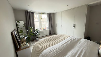 Specious Double Room in Barnes  Main Photo