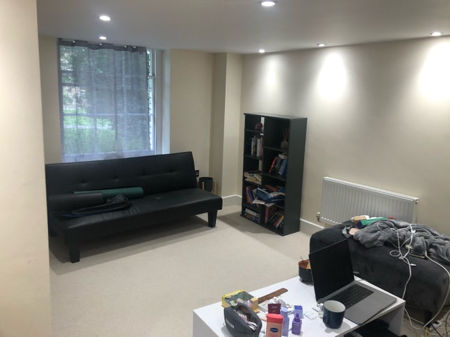 En Suite Double room with Super King and storage Main Photo