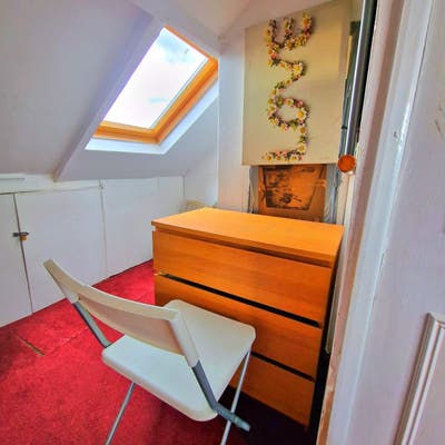 Fabulous studio flat Main Photo