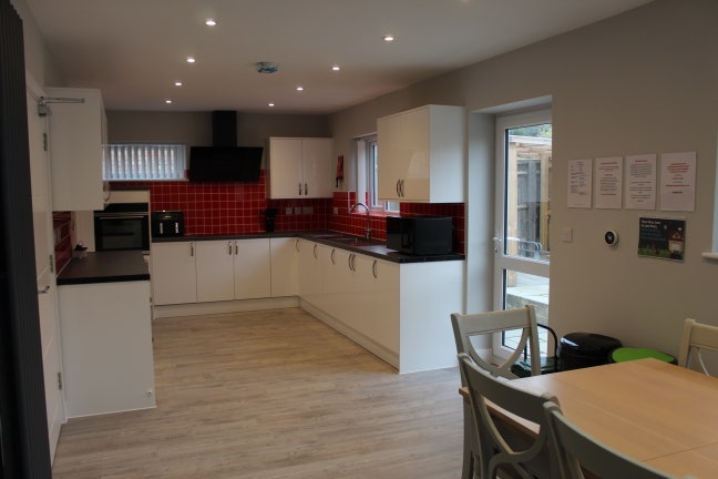 Brand New En-Suite Rooms – Bills Included Main Photo