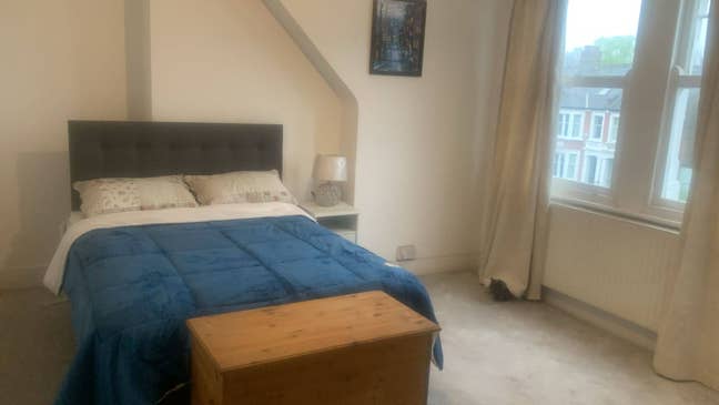  1 lovely double  bedroom  in Earlsfield  Main Photo