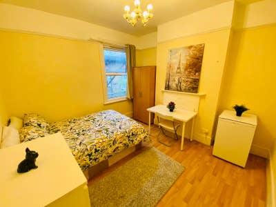 🌟 Affordable Double Room in Harlesden – Zone 3 🌟 Main Photo