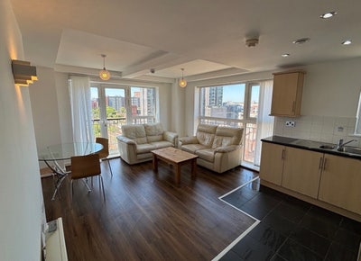 1 bedroom available in central flat Main Photo