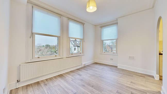 One bedroom flat in Ealing, W13 available now Main Photo