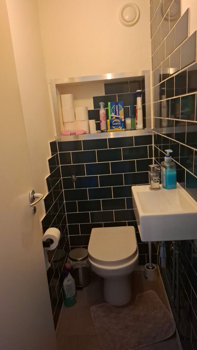 2 large double rooms in a 4 bedroom houseshare Main Photo