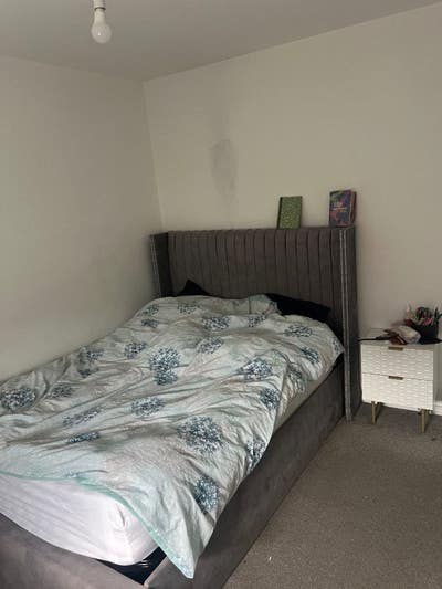 Spacious Double Room to Rent – Walkden M28 Main Photo