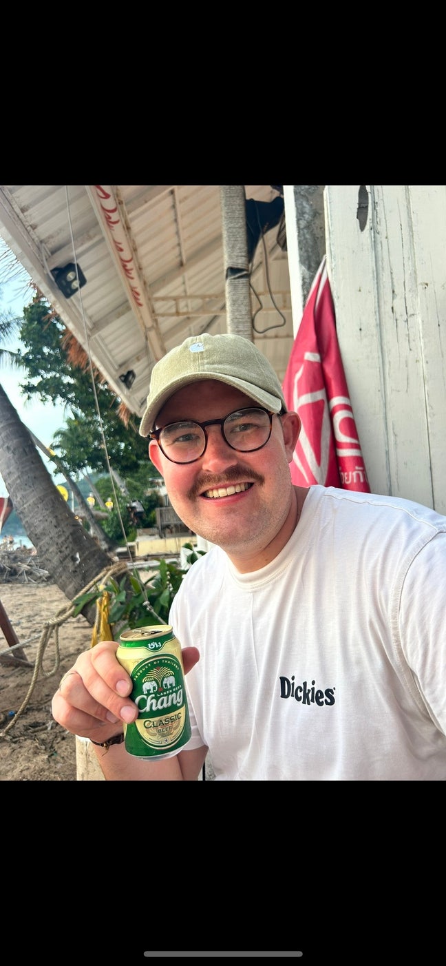 26yo Professional seeking roommates for Flat ⚽️🎸🌆 Main Photo