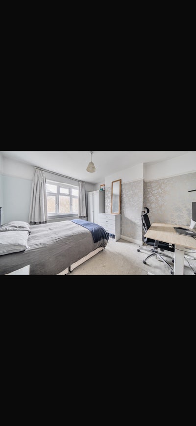 Double room available in a lovely home,Earlsfield  Main Photo