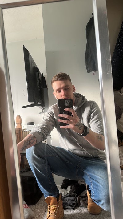 Friendly, Tidy & working professional  Main Photo