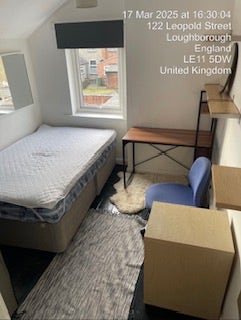 Room to rent in student triangle  Main Photo