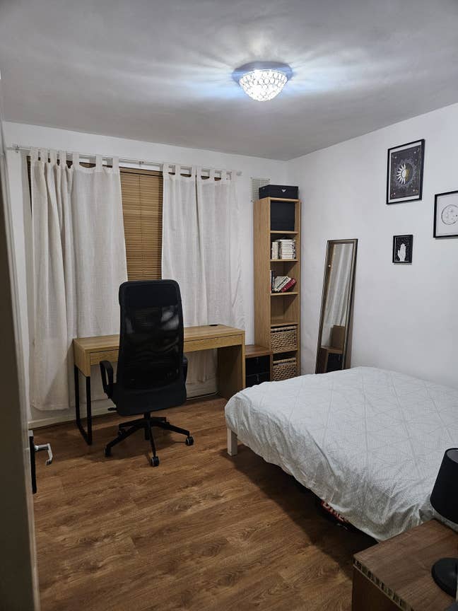 Double room near Elephant and castle station  Main Photo