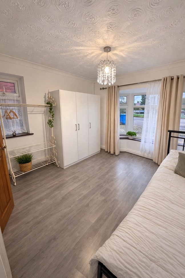 Large Double Room Near Uea and Hospital Main Photo