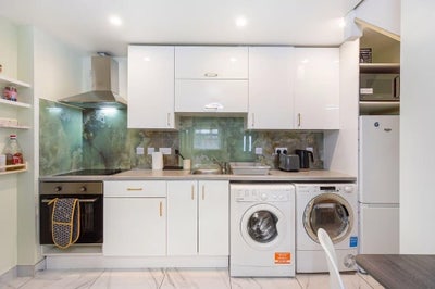 Great Value En-Suite Poplar/Canary Wharf Main Photo