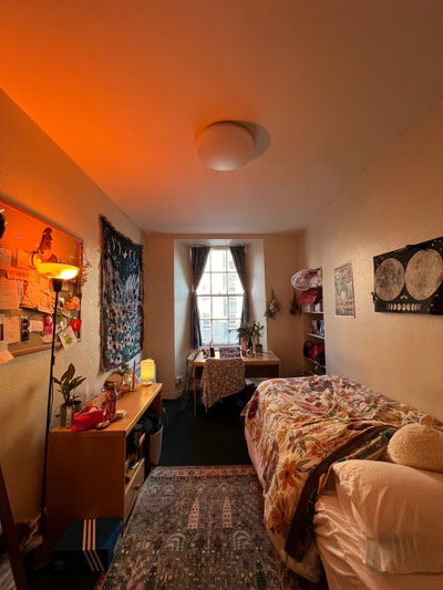 Room available ASAP! Main Photo