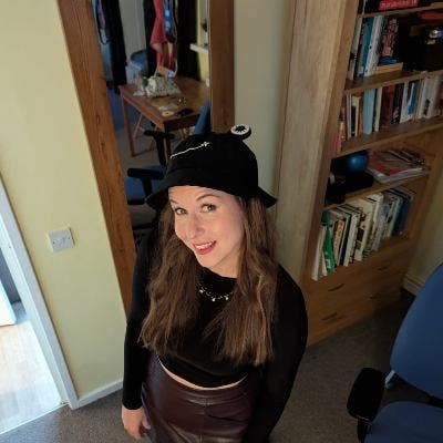 Looking for abit of space to myself  Main Photo