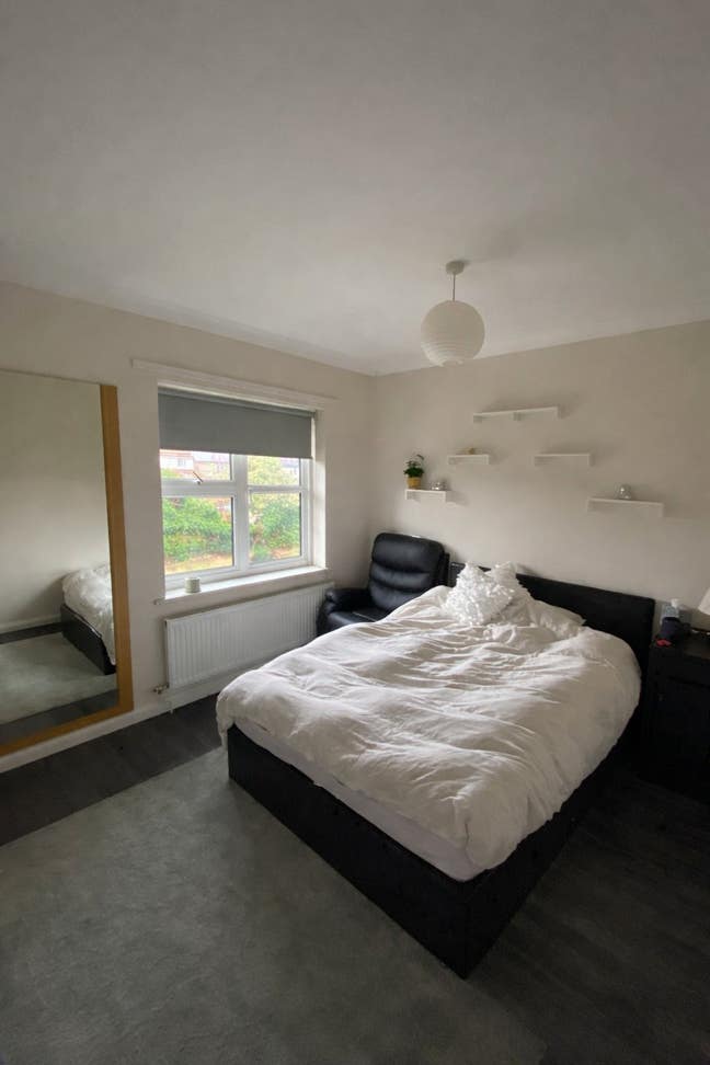 Double Room in Wembley Main Photo