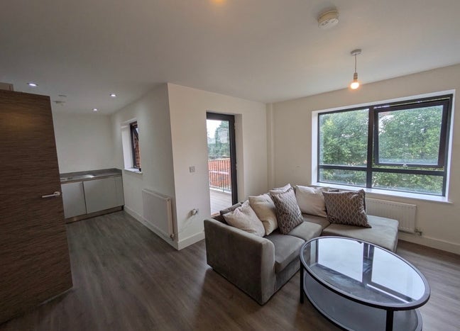 Tenancy Takeover - 2 Bed 2 Bath Flat with Balcony Main Photo