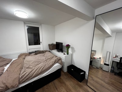 Double room in Newington Green Main Photo