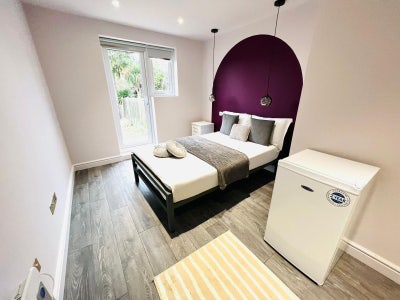 ✨ 🛏️ En-Suite Room to Let in - Lewisham Main Photo